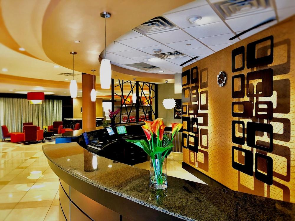 Lux Hotel & Spa, Trademark Collection By Wyndham Arlington Exterior photo